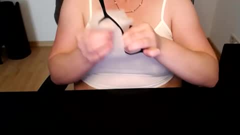 Elly online show from 23, 6, 2026