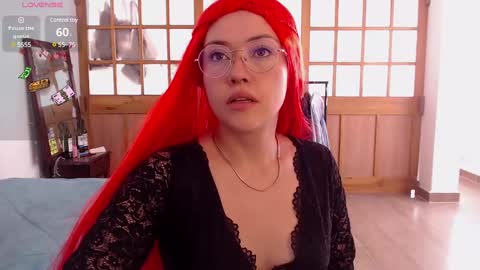 Snapshot of elly_uwuw chatting on 11, 12, 2024 Emy Castro online show from 11, 12, 2024