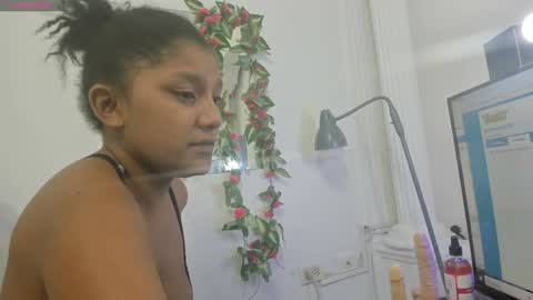 Elly online show from 5, 1, 2025