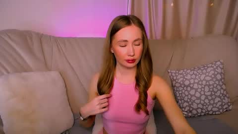  Elly  online show from 17, 3, 2026