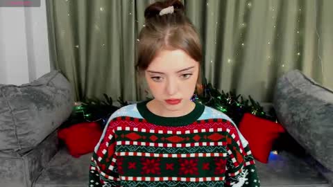 Snapshot of ellyford chatting on 8, 12, 2024 Elly online show from 8, 12, 2024