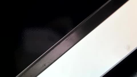 Elly online show from 10, 11, 2025