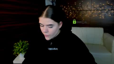 Elmi online show from 11, 2, 2025