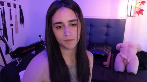 elowen_halley1 online show from 2, 10, 2025