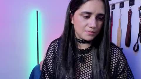 elowen_halley1 online show from 14, 2, 2026
