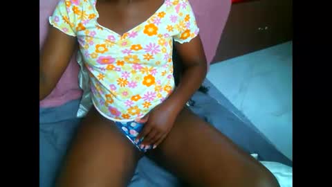 Snapshot of elphaba01 chatting on 19, 3, 2026 Elphaba online show from 19, 3, 2026