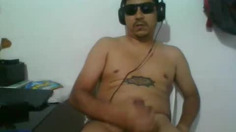 Snapshot of elquetal007 chatting on 29, 10, 2025 pedro online show from 29, 10, 2025