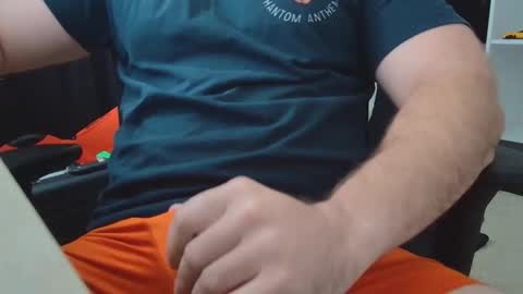 Snapshot of eltanke2206 chatting on 2, 12, 2025 alexgarg online show from 2, 12, 2025