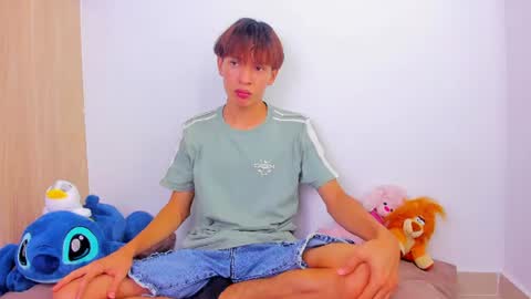  E  L  Y   K  I  N  G   online show from 17, 6, 2026