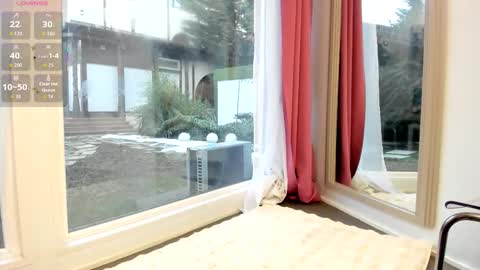 elyarose_ online show from 6, 3, 2026