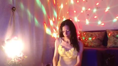 Snapshot of elysasun chatting on 25, 6, 2026 Elisa online show from 25, 6, 2026