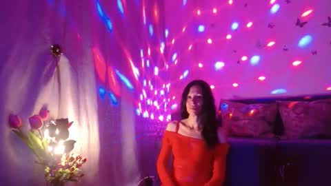 Snapshot of elysasun chatting on 17, 7, 2026 Elisa online show from 17, 7, 2026