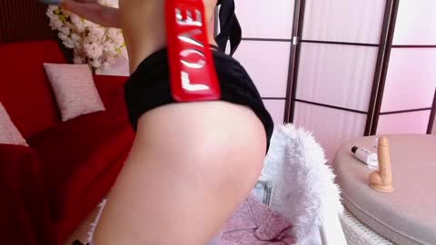 Elysia online show from 31, 1, 2025