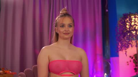 Elyssa online show from 26, 11, 2025