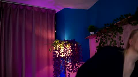 Elyssa online show from 4, 5, 2026