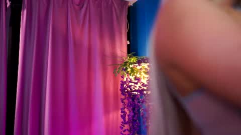 Elyssa online show from 16, 7, 2026