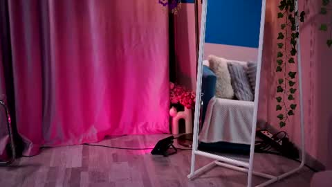 Elyssa online show from 24, 7, 2026