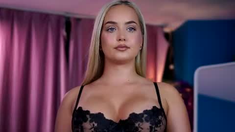 Elyssa online show from 5, 8, 2026