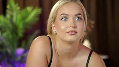 Elyssa online show from 7, 8, 2026