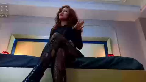 Snapshot of elywren chatting on 25, 3, 2026 elywren online show from 25, 3, 2026