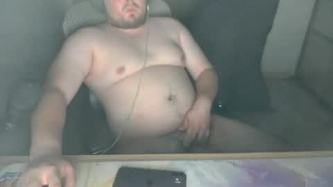 Snapshot of elzquiroz420 chatting on 24, 7, 2026 elzquiroz420 online show from 24, 7, 2026