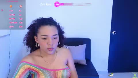 Snapshot of ema__miller chatting on 4, 1, 2025 ema__miller online show from 4, 1, 2025