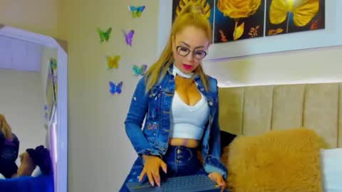 ema garcia  online show from 13, 9, 2025