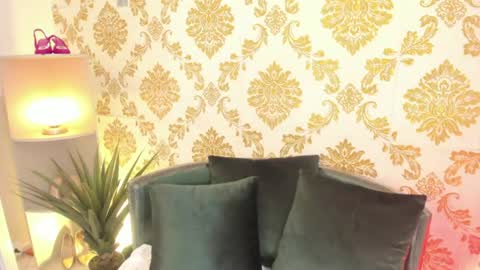 Ema Lambert  online show from 28, 7, 2026