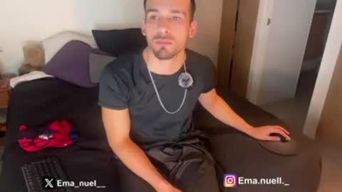 emanuell___ online show from 10, 4, 2026