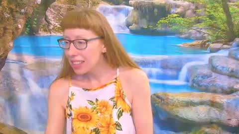 Ember Starleena online show from 25, 7, 2026