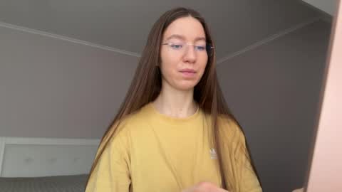 Alina online show from 27, 3, 2026