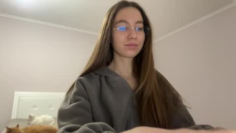 Alina online show from 9, 4, 2026