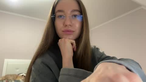 Alina online show from 18, 4, 2026