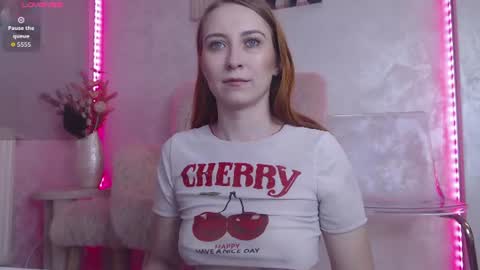 Snapshot of emberluna_ chatting on 6, 7, 2026 Ember online show from 6, 7, 2026