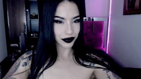 Emerald Black online show from 2, 2, 2026