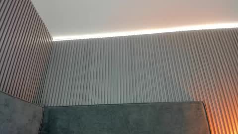 emelie_89 online show from 9, 11, 2025