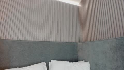 emelie_89 online show from 9, 1, 2026