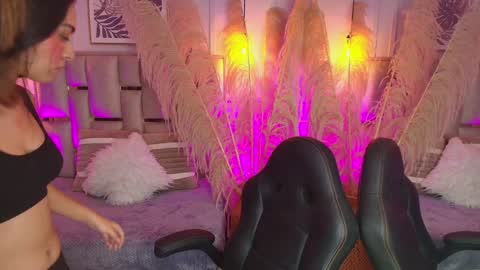 Emily  online show from 16, 1, 2025