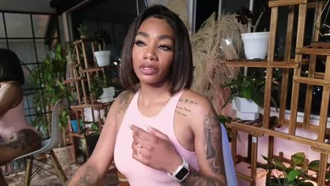 Snapshot of emely_brandon_ chatting on 12, 12, 2024 anyelii online show from 12, 12, 2024