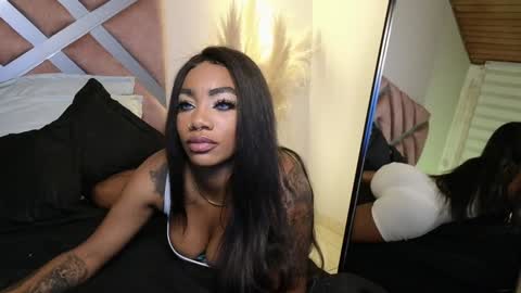 Snapshot of emely_brandon_ chatting on 25, 1, 2025 anyelii online show from 25, 1, 2025