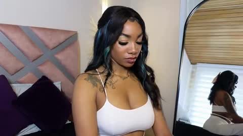 Snapshot of emely_brandon_ chatting on 6, 3, 2025 anyelii online show from 6, 3, 2025