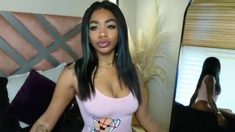 Snapshot of emely_brandon_ chatting on 11, 3, 2025 anyelii online show from 11, 3, 2025
