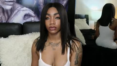 Snapshot of emely_brandon_ chatting on 13, 9, 2025 anyelii online show from 13, 9, 2025