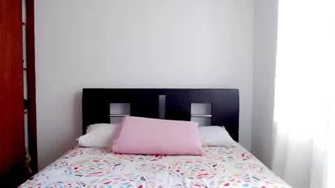 Snapshot of emely_sexx chatting on 6, 11, 2025 emely_sexx online show from 6, 11, 2025