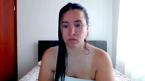 Snapshot of emely_sexx chatting on 10, 11, 2025 emely_sexx online show from 10, 11, 2025