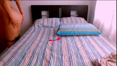 Snapshot of emely_sexx chatting on 16, 1, 2026 emely_sexx online show from 16, 1, 2026