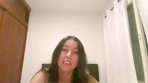 Snapshot of emely_sexx chatting on 27, 2, 2026 emely_sexx online show from 27, 2, 2026