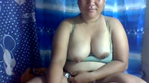 emelybloom123 online show from 22, 1, 2025