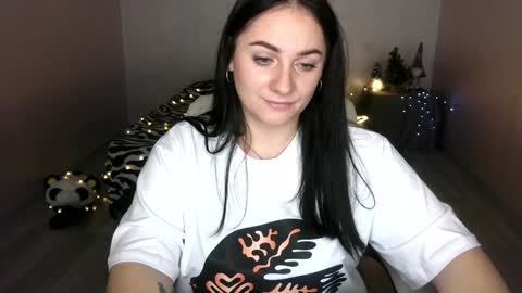 Emely online show from 25, 1, 2025