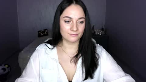 Emely online show from 7, 3, 2025